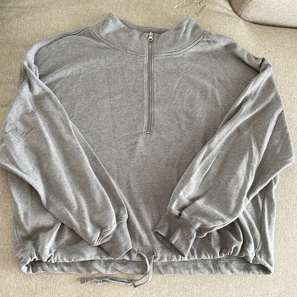 Old navy mock-neck quarter-zip fleece sweatshirt. Large.